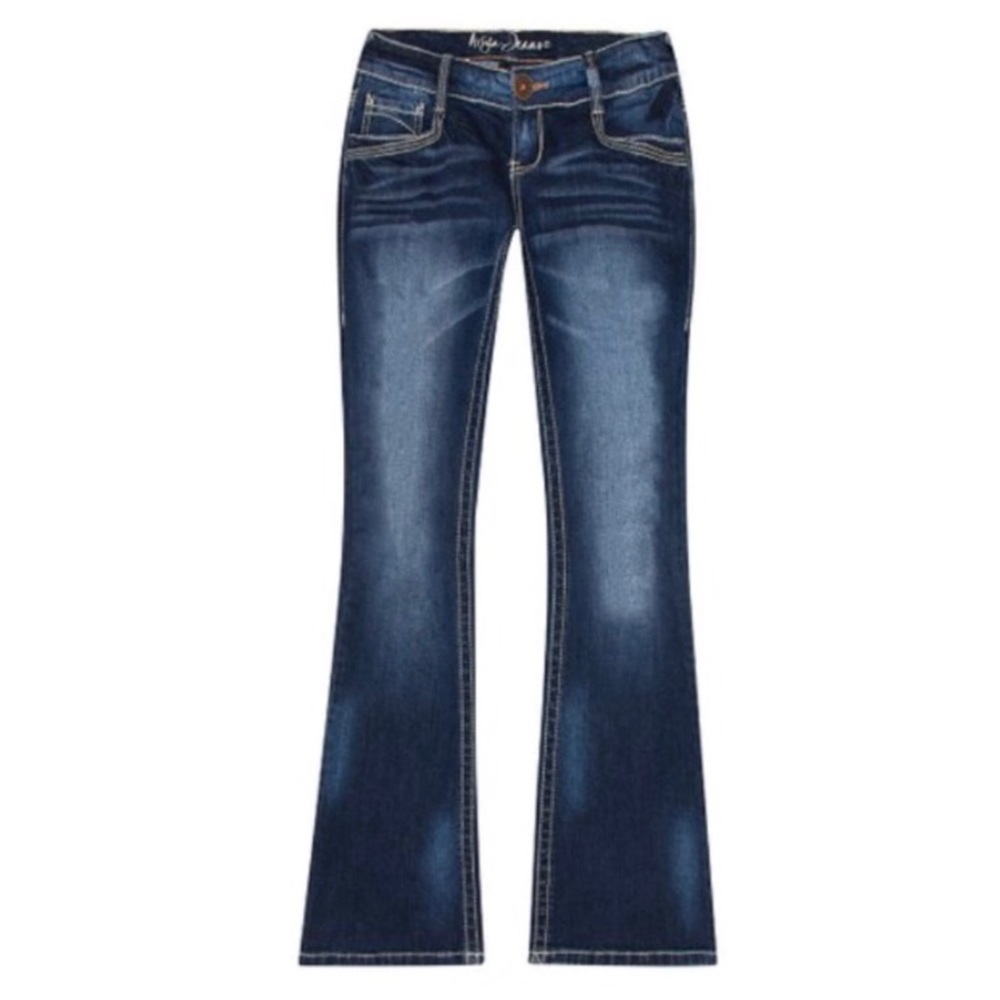 NWOT Ariya Rotterdam jeans boot cut